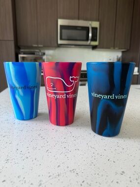 Vineyard Vines Silipint Silicone Cups